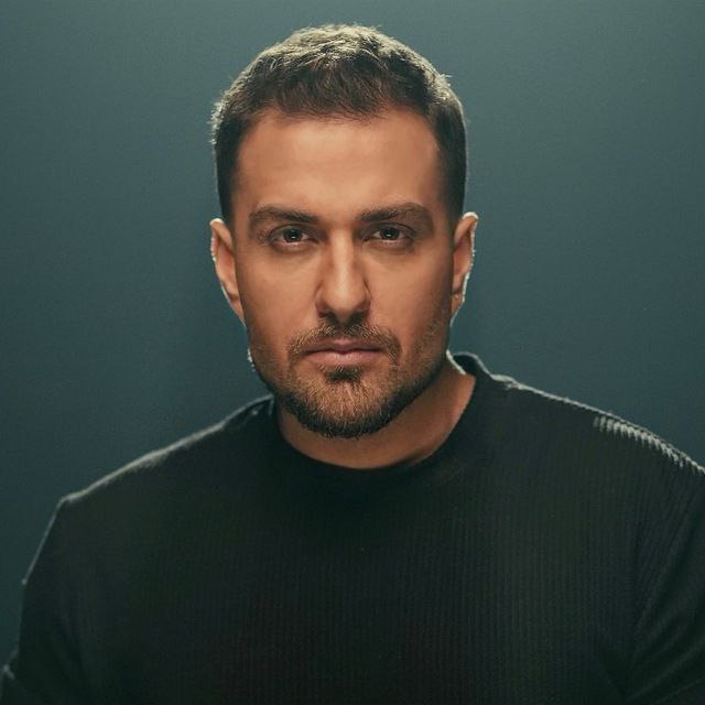 دانلود آهنگ قلب قرمز از آرشا رادین