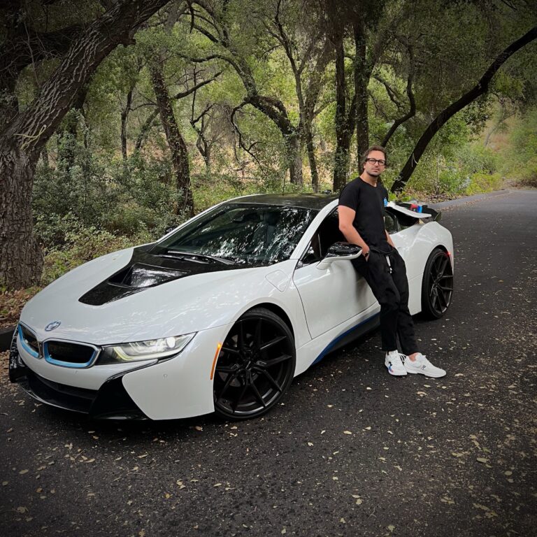 دانلود آهنگ شیرین زبون از کاوه کامیار